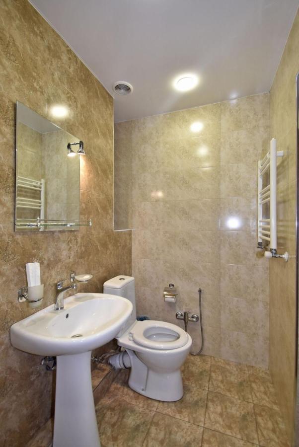 Rent Inn Yerevan On Koghbaci Street Exterior foto