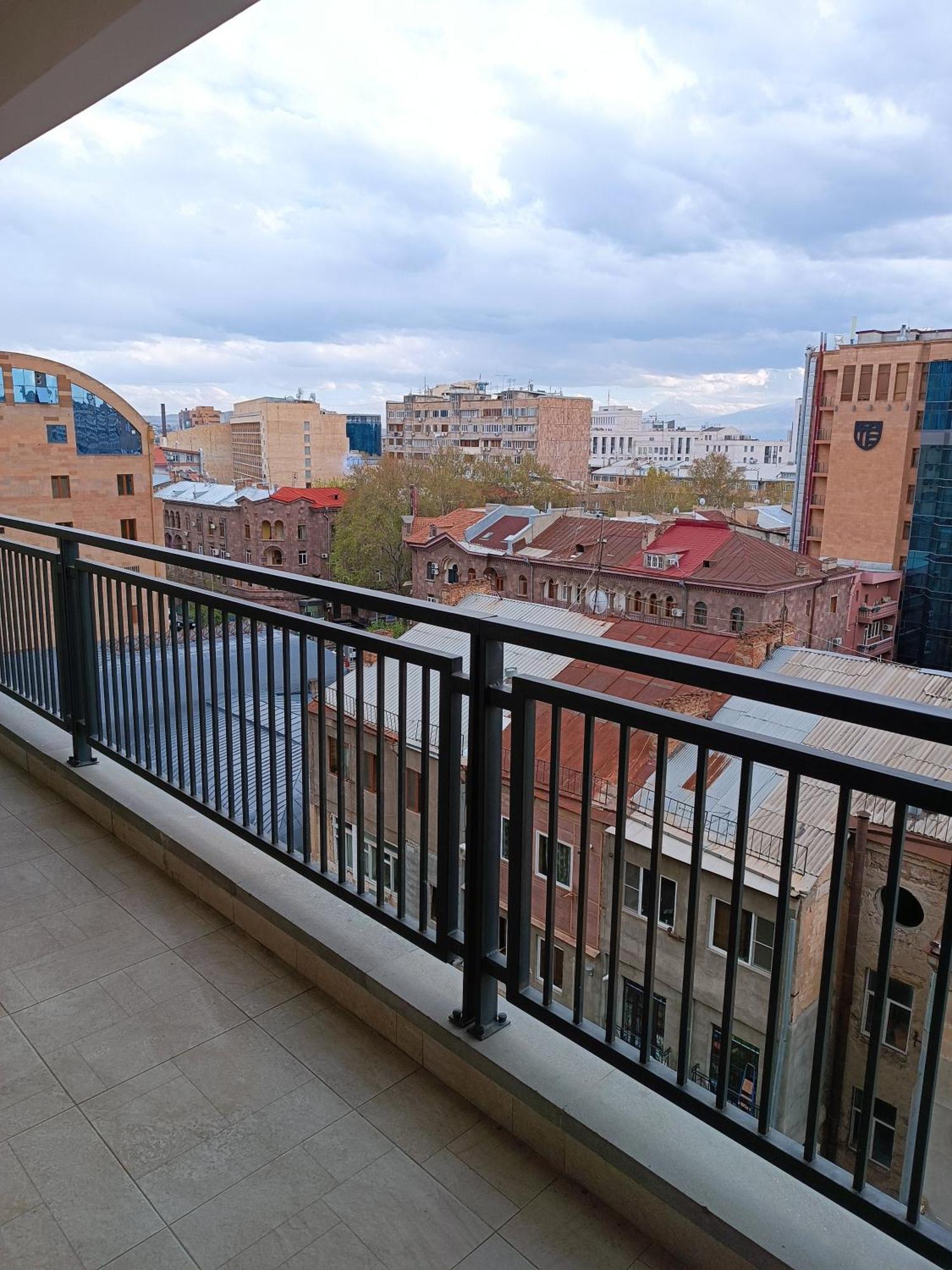 Rent Inn Yerevan On Koghbaci Street Exterior foto